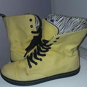 Dr. Martens VHTF YELLOW Canvas Stratford Boots